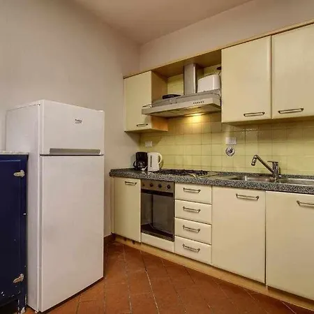 Apartment Piazza Mentana *