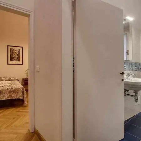 Apartment Piazza Mentana Florence